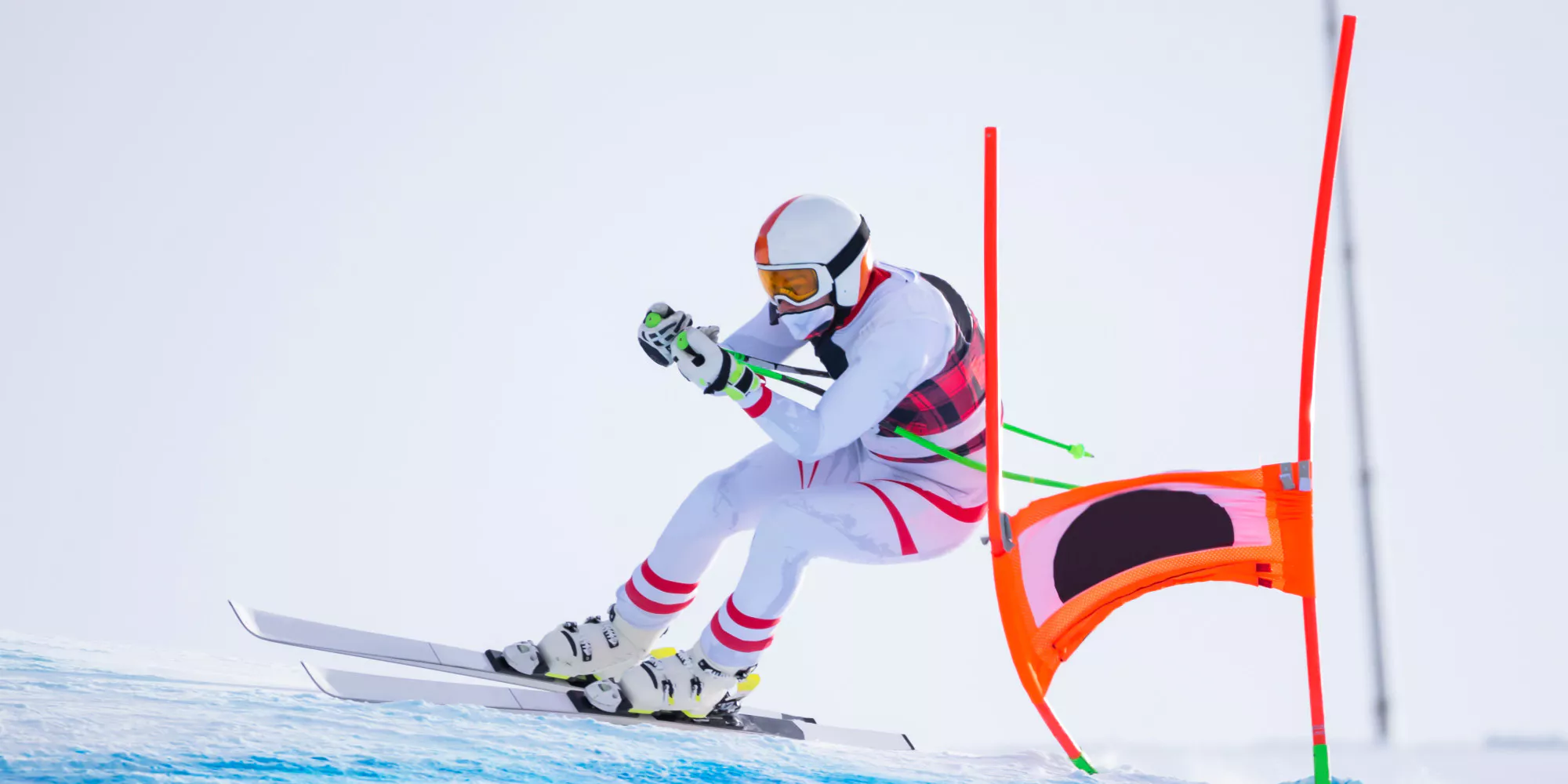 Atomic Ski Winkel -Atomic Ski Winkel 948 adobestock192195697 1 2000x1000 1